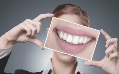 Cómo combatir la inflamación de las encías