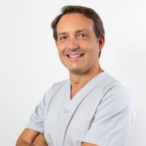 Manuel Pérez de Castro - Odontólogo en PCM, Clínica Dental en Córdoba