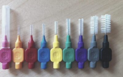 Cómo usar el cepillo interdental